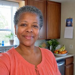 Denise, 58